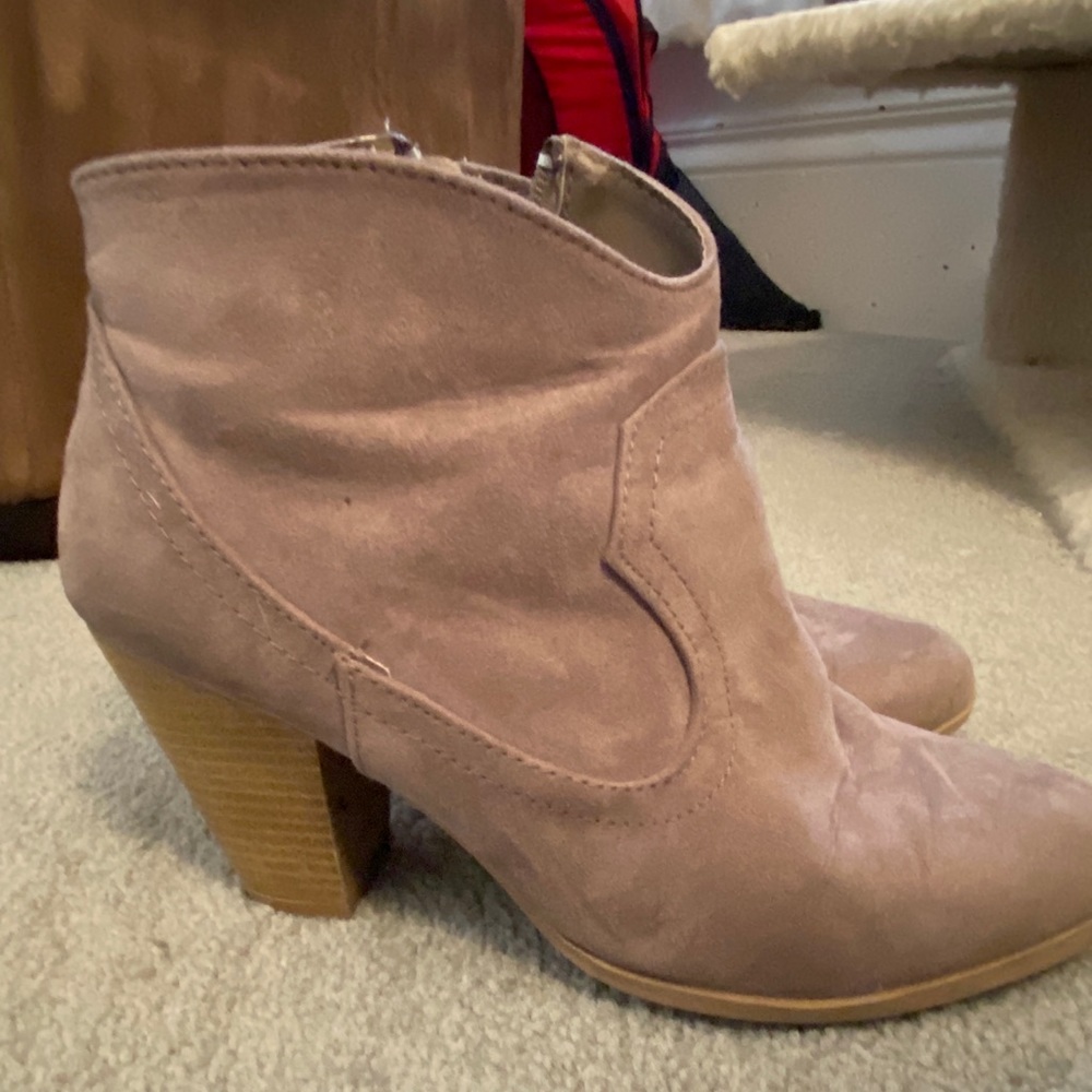 Ankle booties